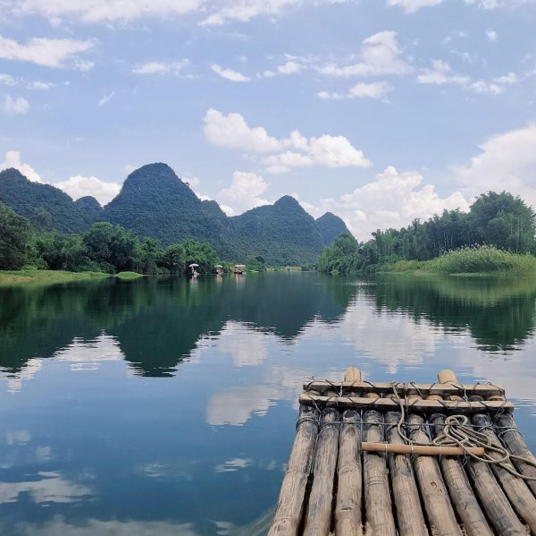 九龙证券 QDII业绩首尾差68个百分点，机构调仓正上演“东升西落”