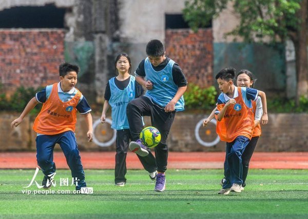 恒捷配资 湖南道县：多彩课间 活力校园